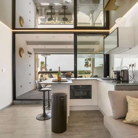 Golden Luxury House Apartment